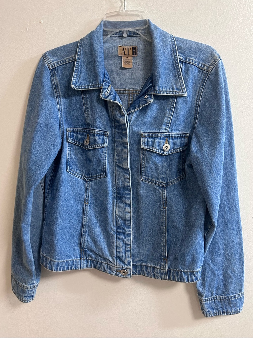 Vintage AT Denim Hidden Button Front Jean Jacket Medium Wash Y2K 90s Size Medium
